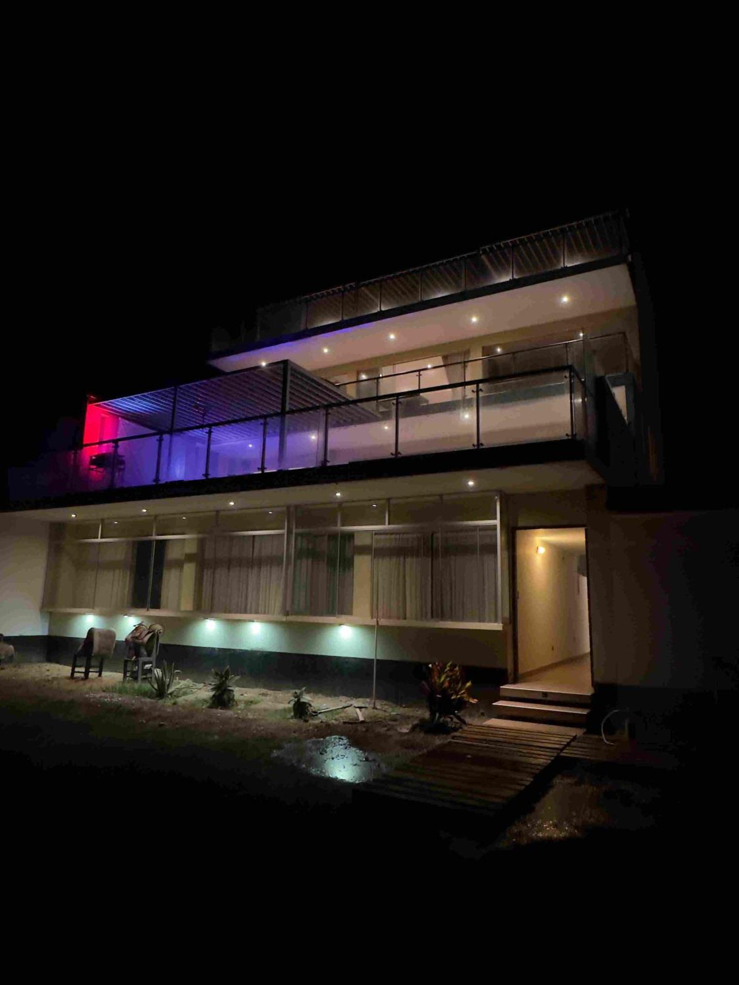 Yolo House Peru Bed & Breakfast Asia Eksteriør bilde